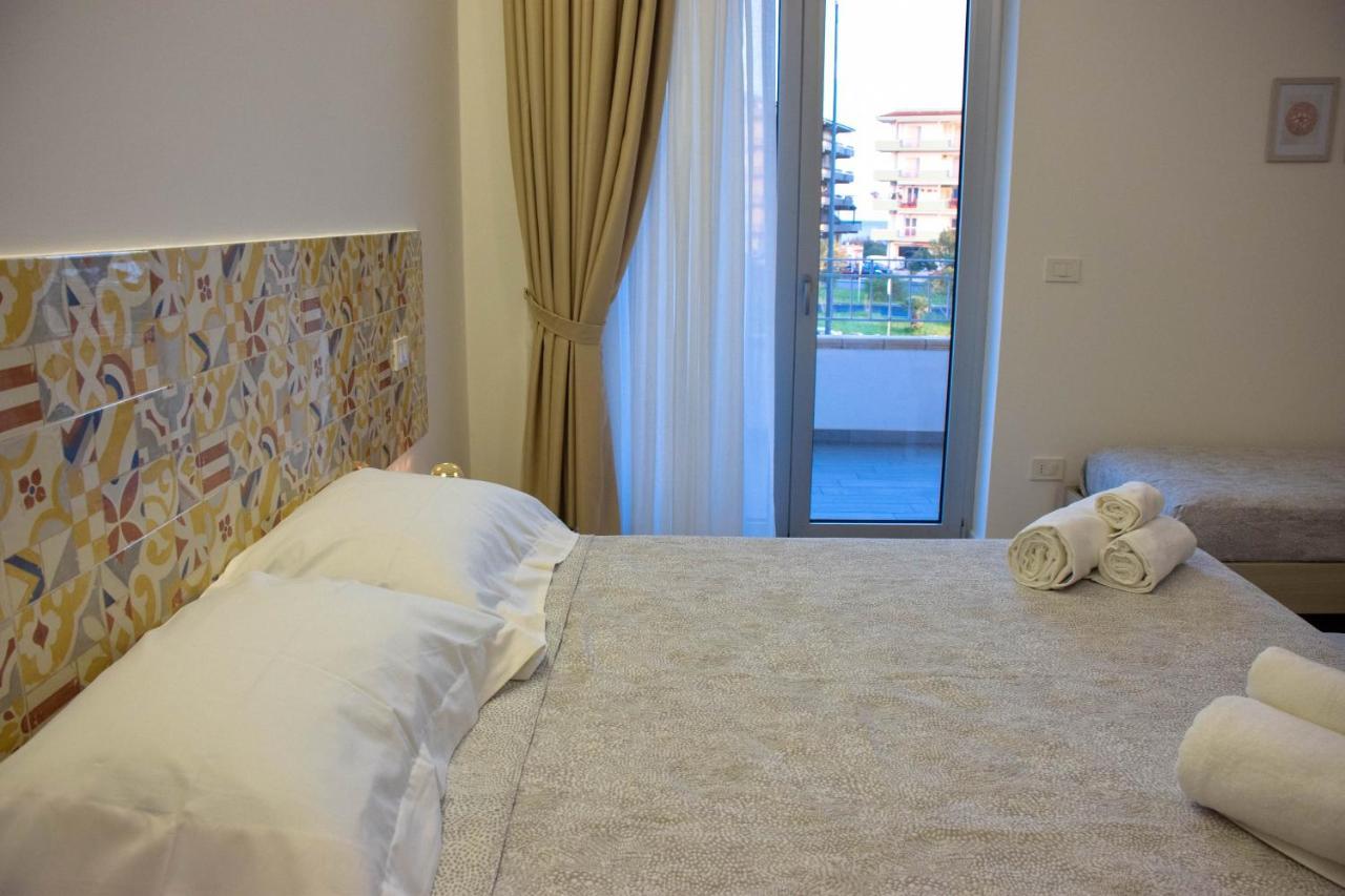 Accomodati B&B Марина-ди-Джойза-Йоника Экстерьер фото