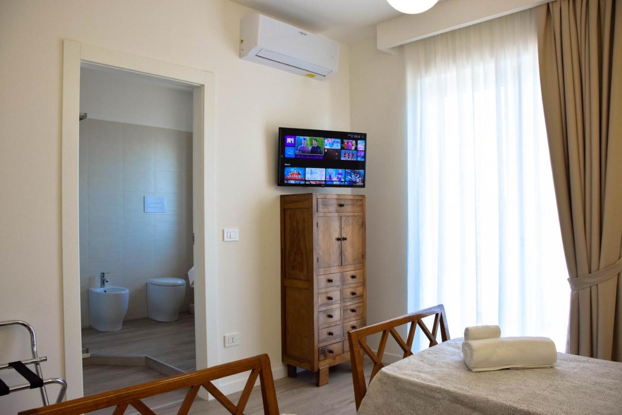 Accomodati B&B Марина-ди-Джойза-Йоника Экстерьер фото