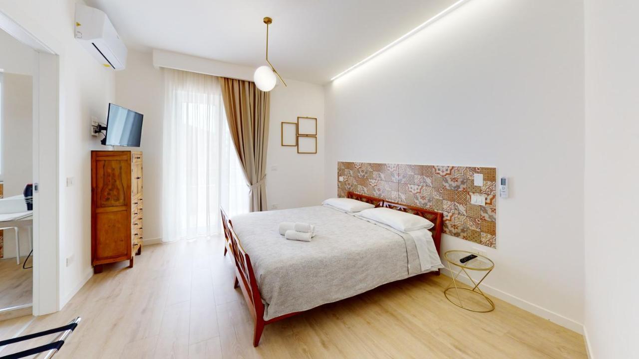 Accomodati B&B Марина-ди-Джойза-Йоника Экстерьер фото